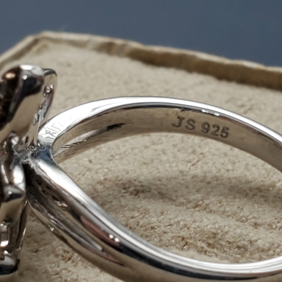 Diamond and Blue Topaz Sterling Silver Dragonfly Ring Size 7 - Picture 15 of 15